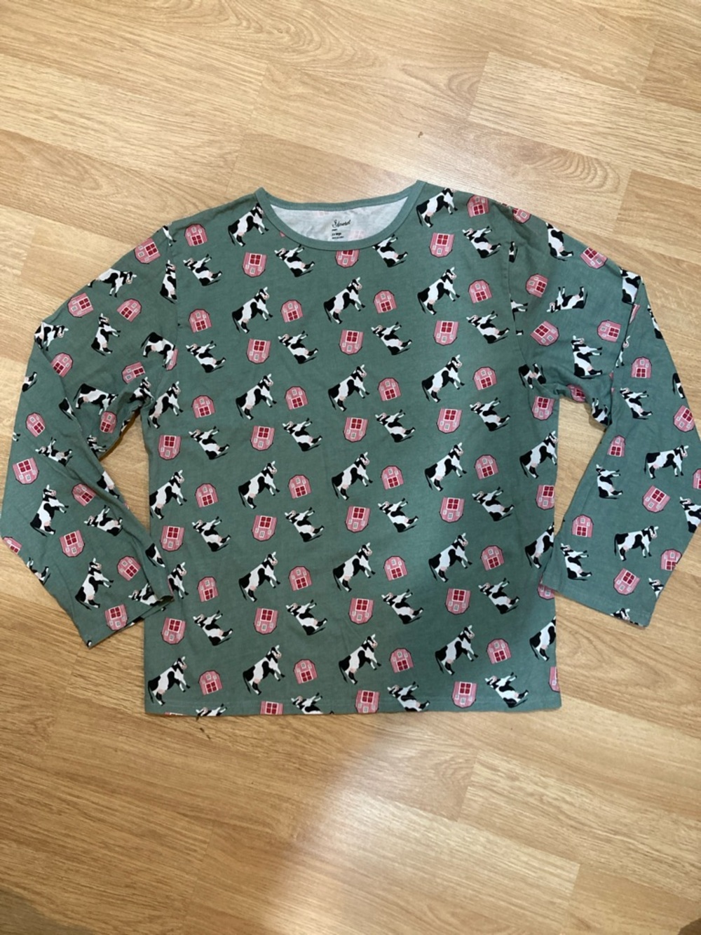 Leveret Unisex Green Long-Sleeve Cow Barn Print 100% Cotton Tee Size XXL